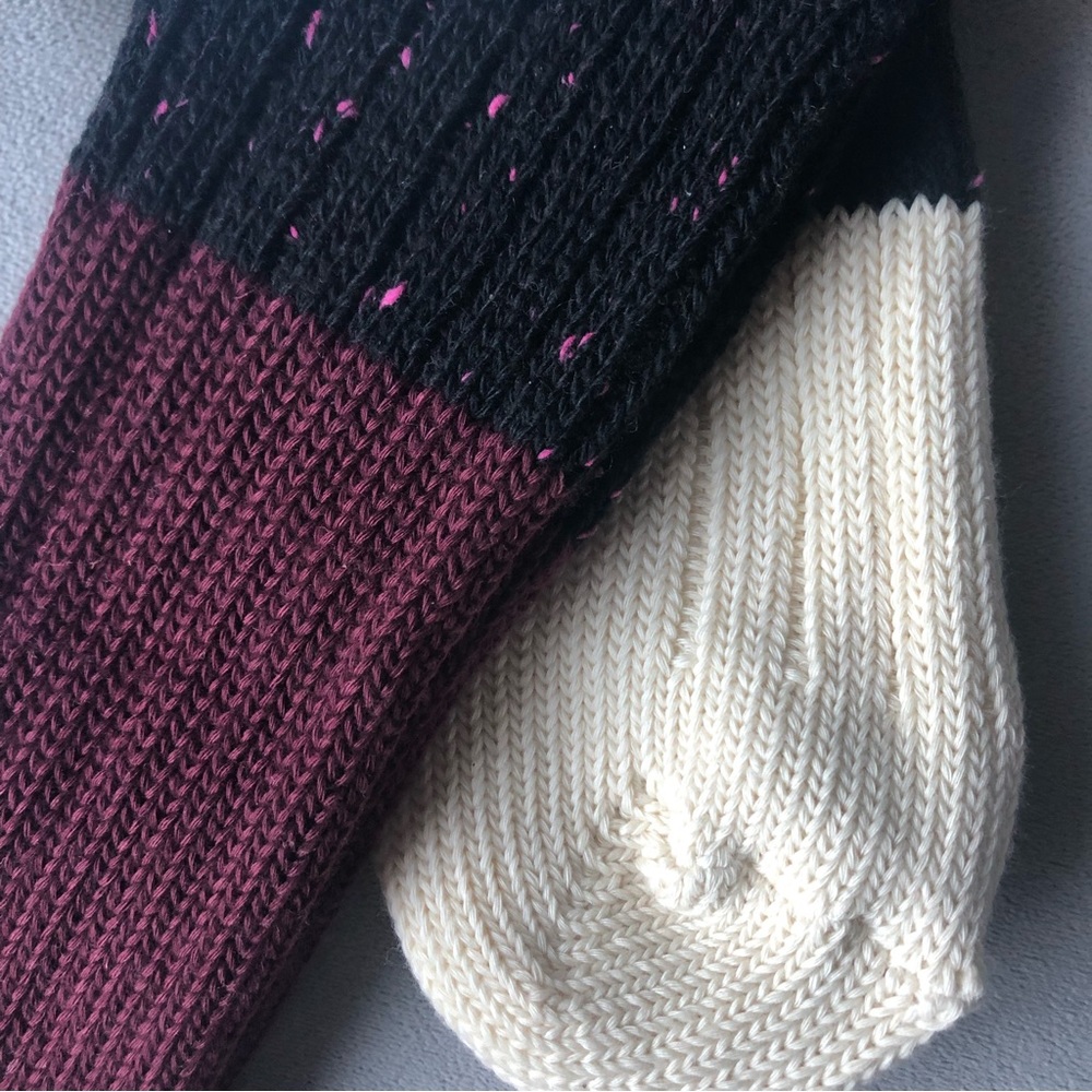 Treasure & Bond ~ Knit Socks ~ Burgundy Cream Black ~ Size 6-10.5 ~ Brand New!